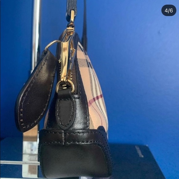 Burberry Crossbody - Picture 2 of 5